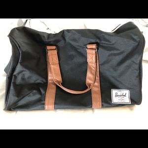 Herschel duffel bag